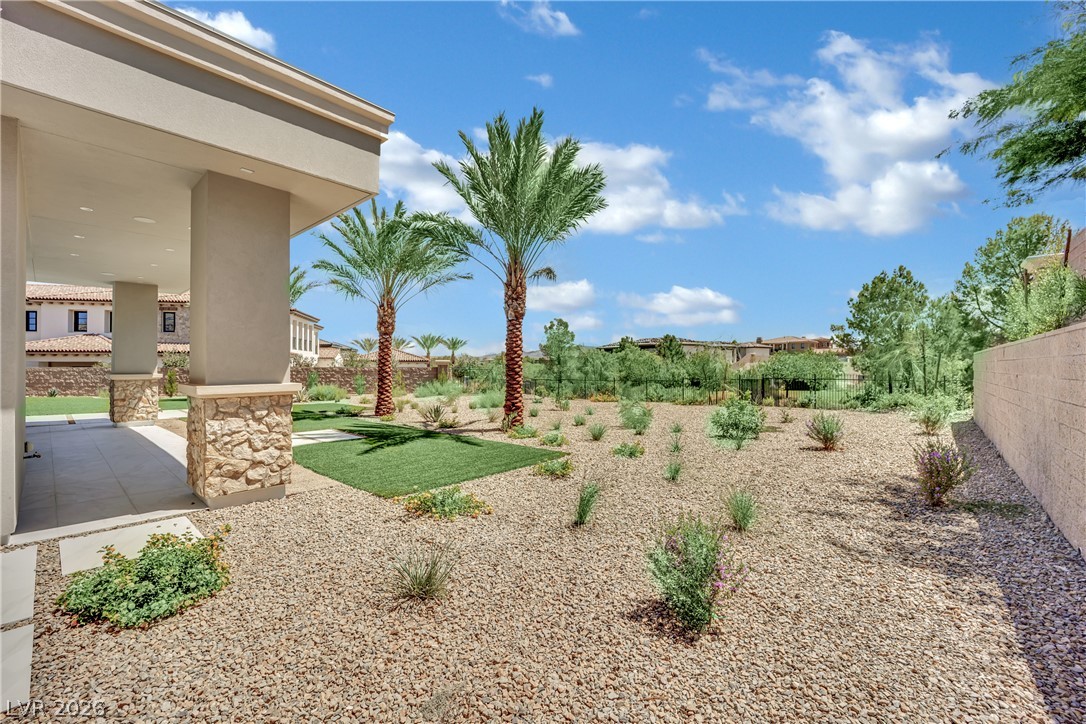 20 Olympia Canyon Way Las Vegas NV 89141