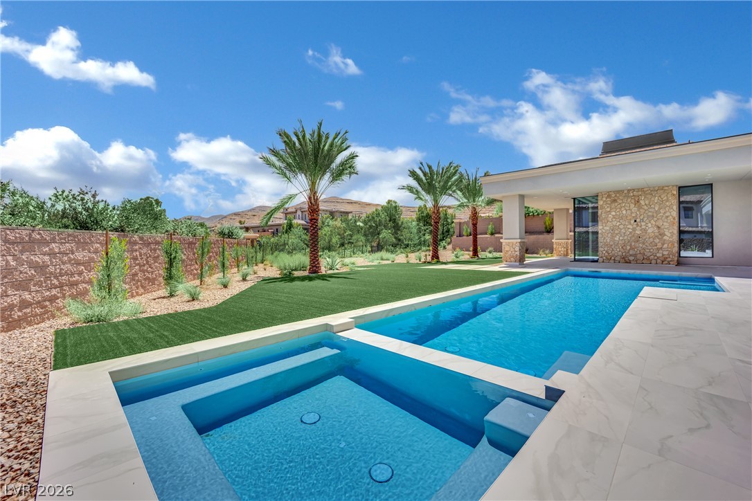 20 Olympia Canyon Way Las Vegas NV 89141