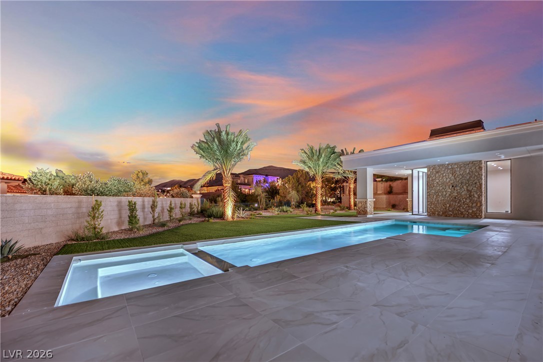 20 Olympia Canyon Way Las Vegas NV 89141