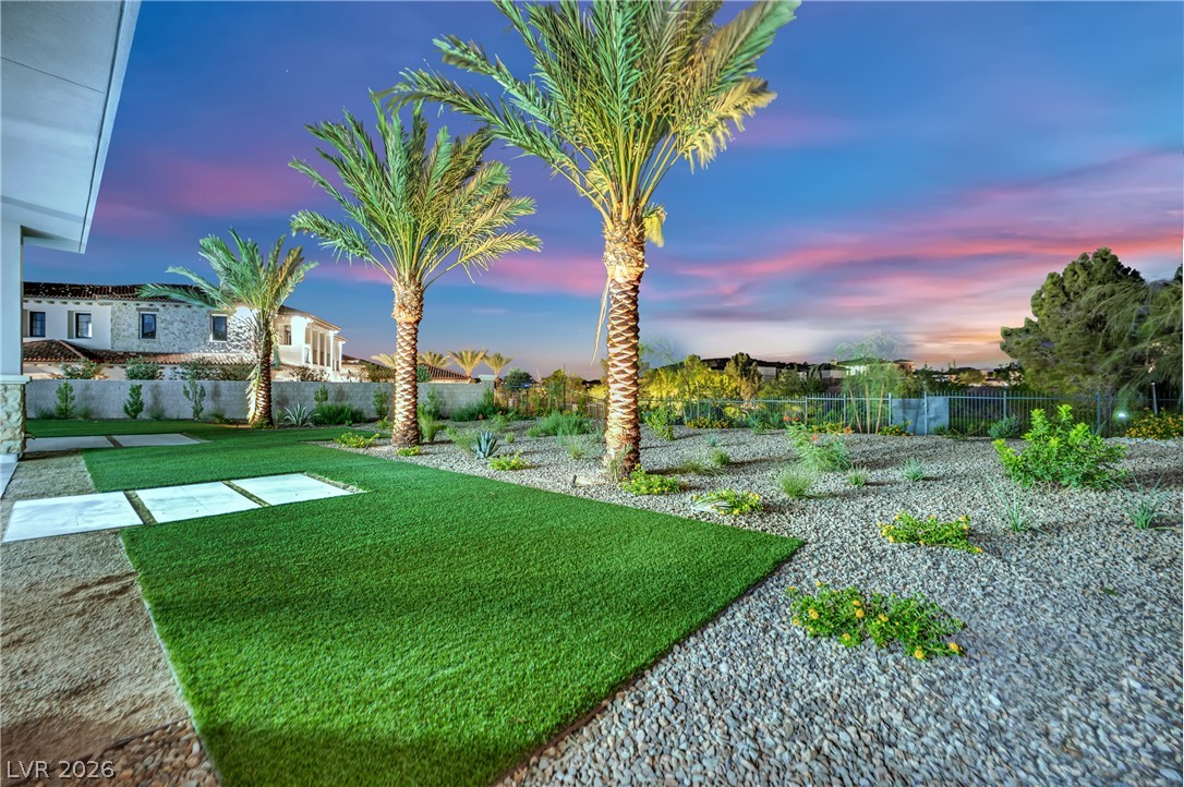 20 Olympia Canyon Way Las Vegas NV 89141