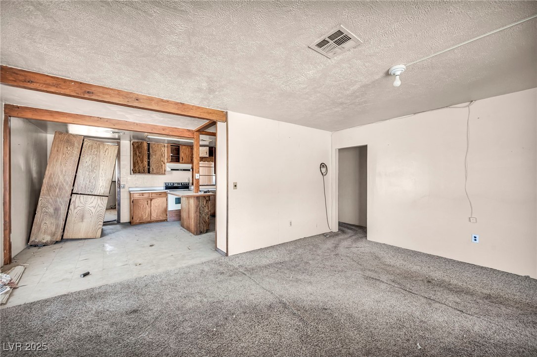 2351 Bond Street Pahrump NV 89048
