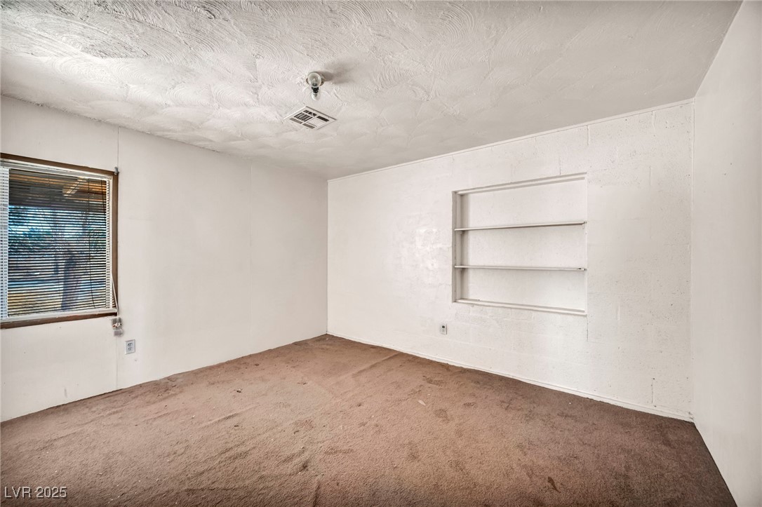 2351 Bond Street Pahrump NV 89048