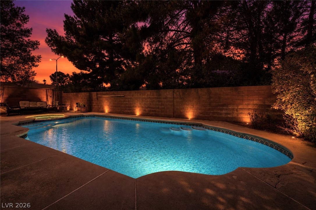 401 Crater Court Henderson NV 89014