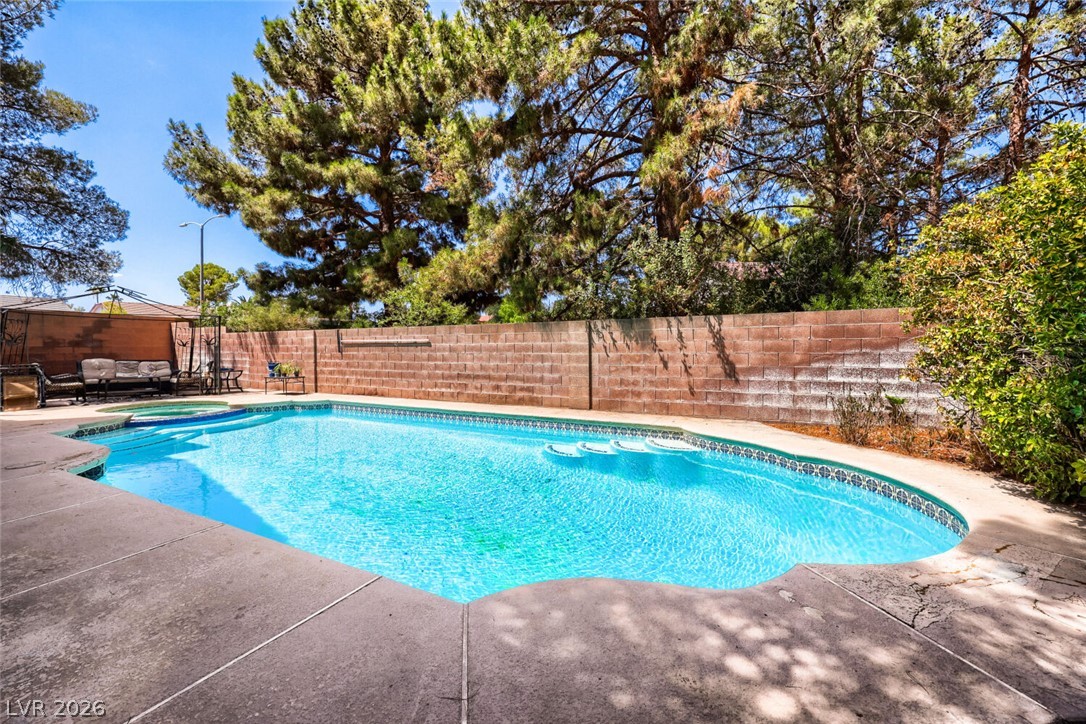 401 Crater Court Henderson NV 89014
