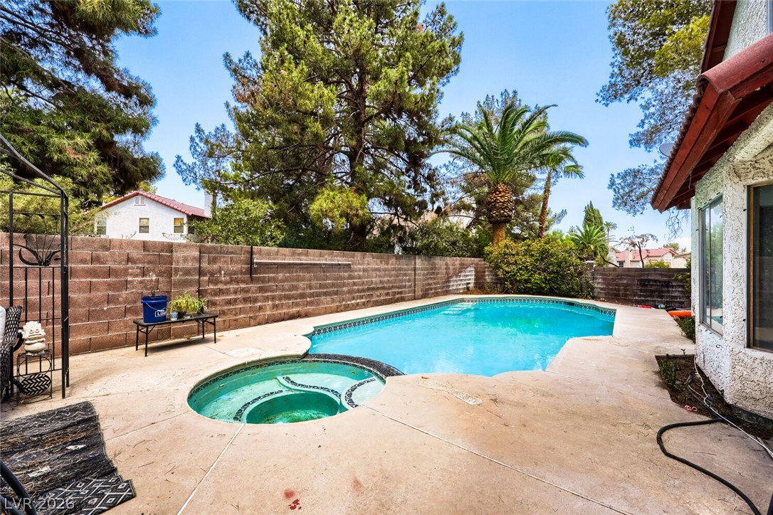 401 Crater Court Henderson NV 89014