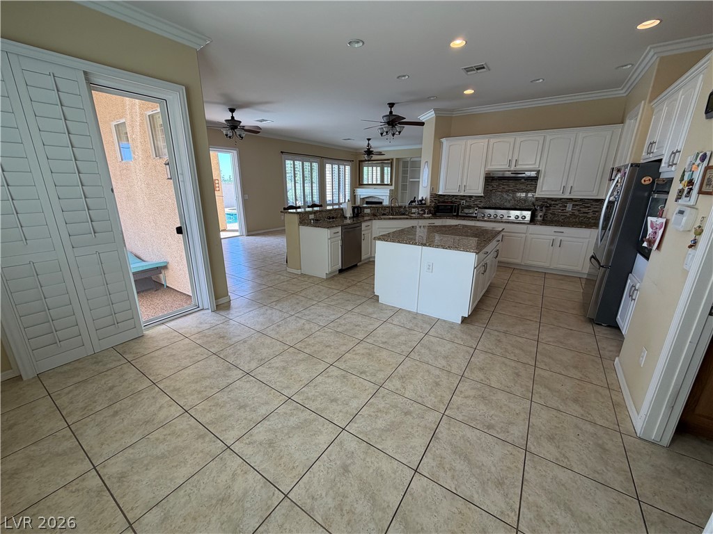 2127 Clearwater Lake Drive Henderson NV 89044