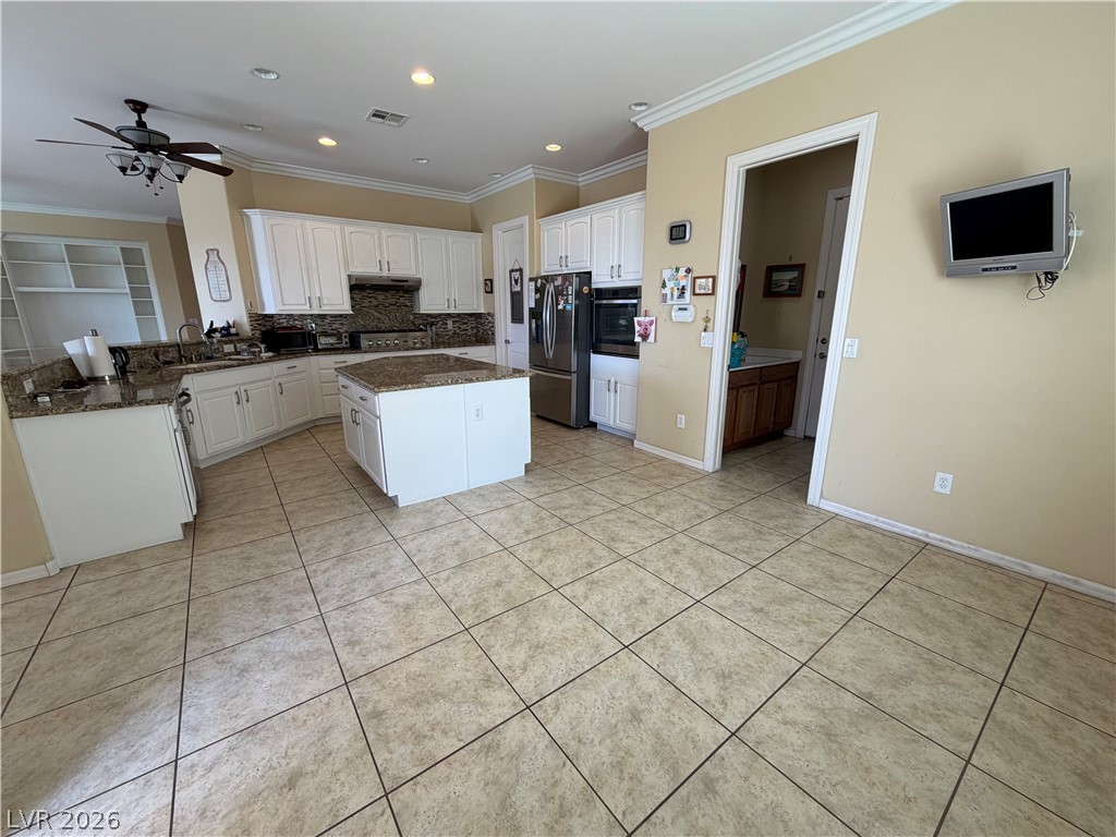 2127 Clearwater Lake Drive Henderson NV 89044