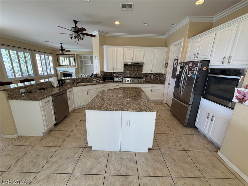 2127 Clearwater Lake Drive Henderson NV 89044