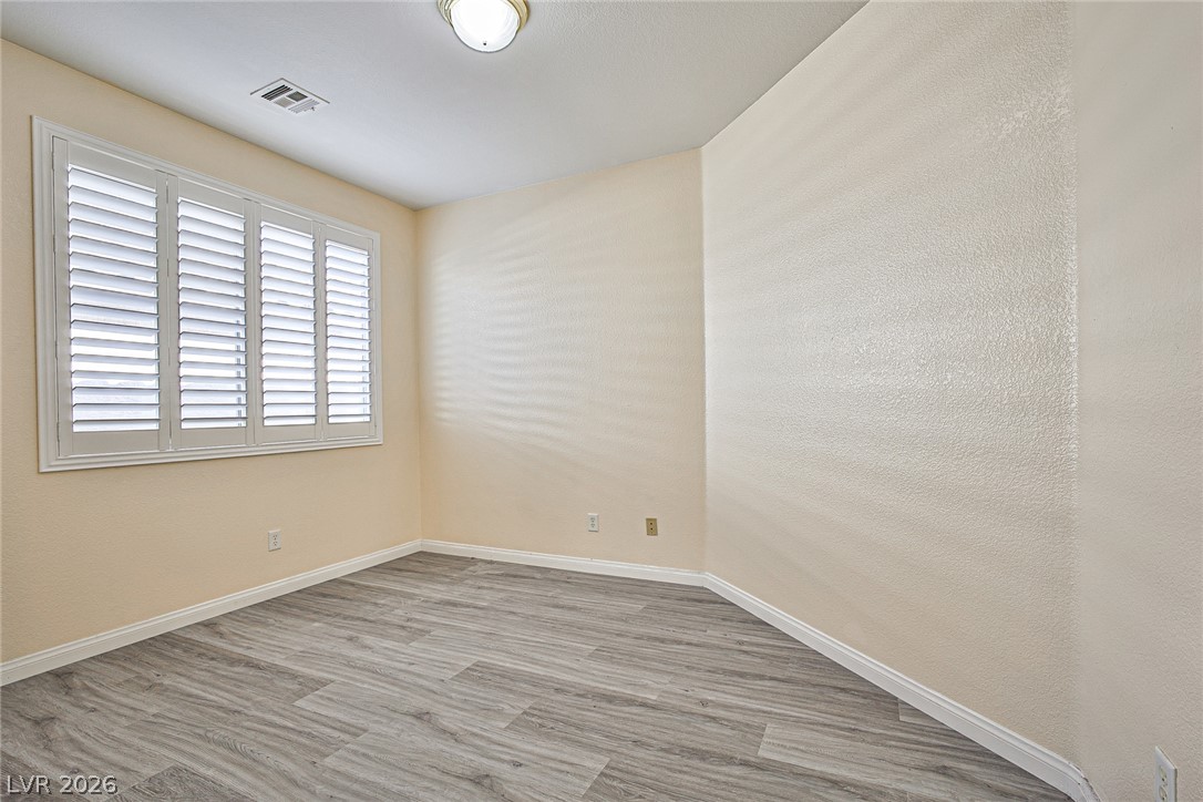 8468 Regal Hills Court Las Vegas NV 89117
