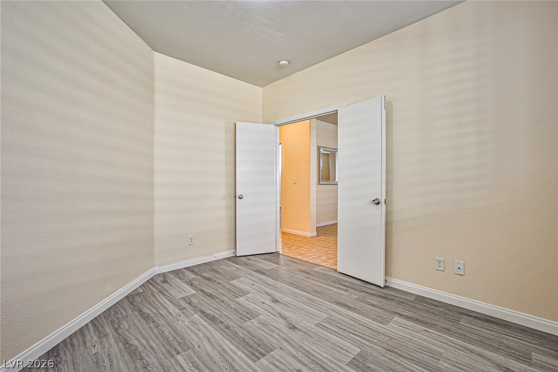 8468 Regal Hills Court Las Vegas NV 89117