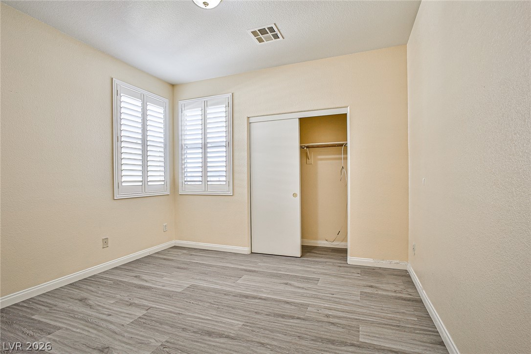 8468 Regal Hills Court Las Vegas NV 89117