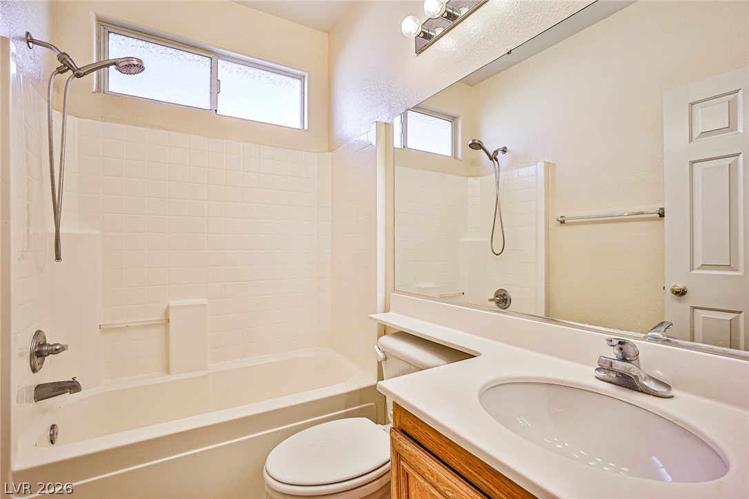 8468 Regal Hills Court Las Vegas NV 89117