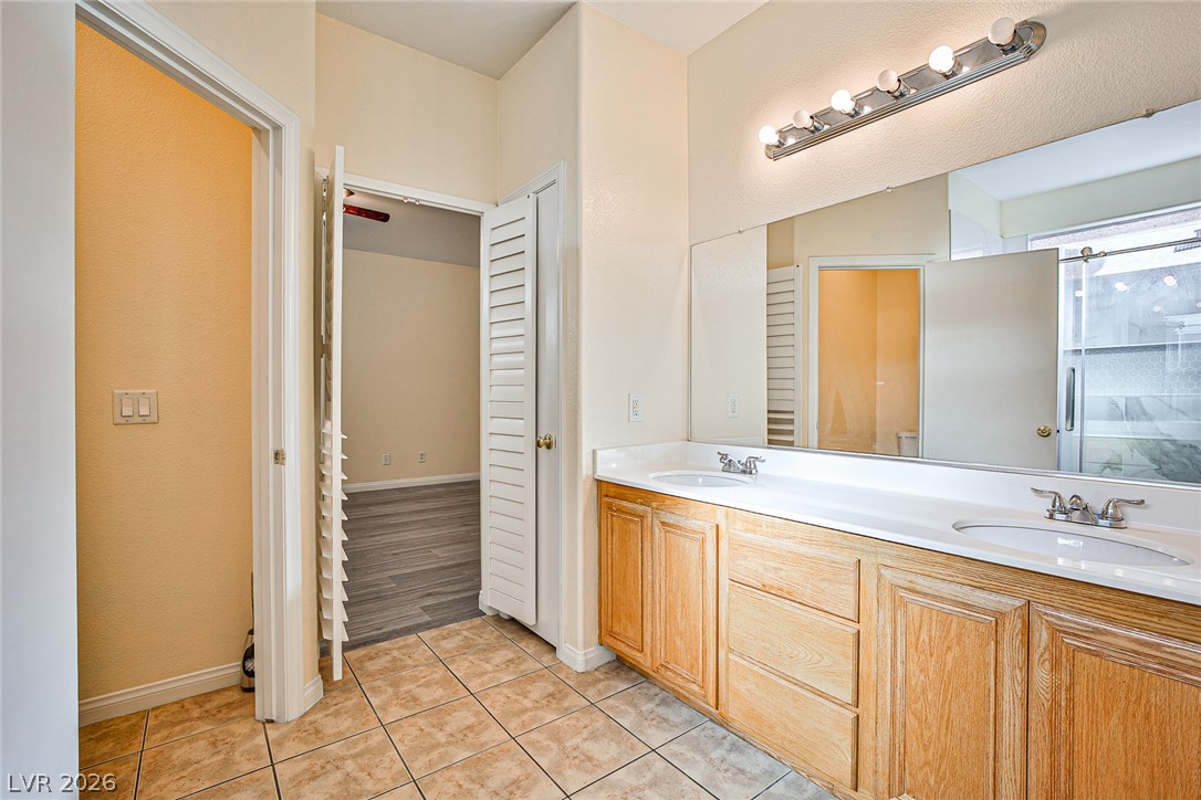 8468 Regal Hills Court Las Vegas NV 89117