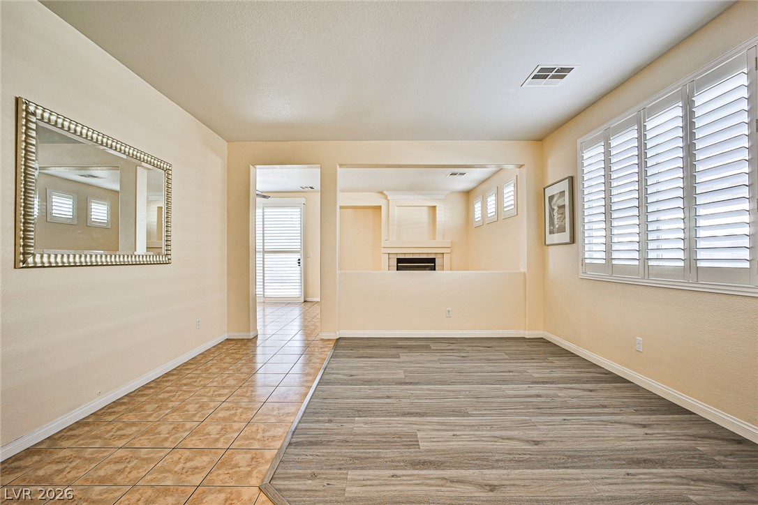 8468 Regal Hills Court Las Vegas NV 89117