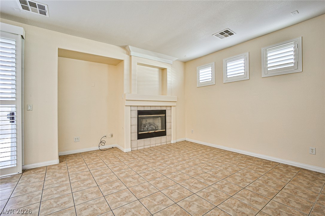8468 Regal Hills Court Las Vegas NV 89117