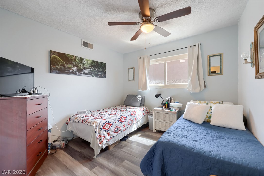 3956 Green Leaf Drive Las Vegas NV 89120