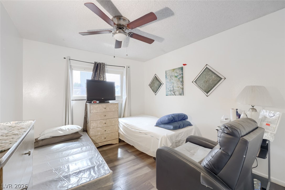 3956 Green Leaf Drive Las Vegas NV 89120