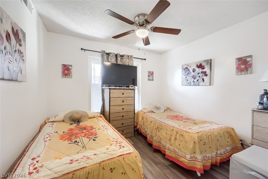 3956 Green Leaf Drive Las Vegas NV 89120