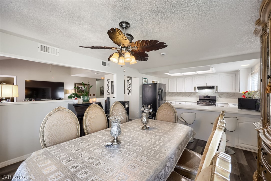 3956 Green Leaf Drive Las Vegas NV 89120