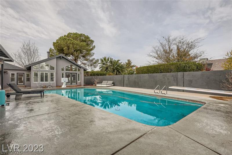 3716 Greencrest Drive Las Vegas NV 89121