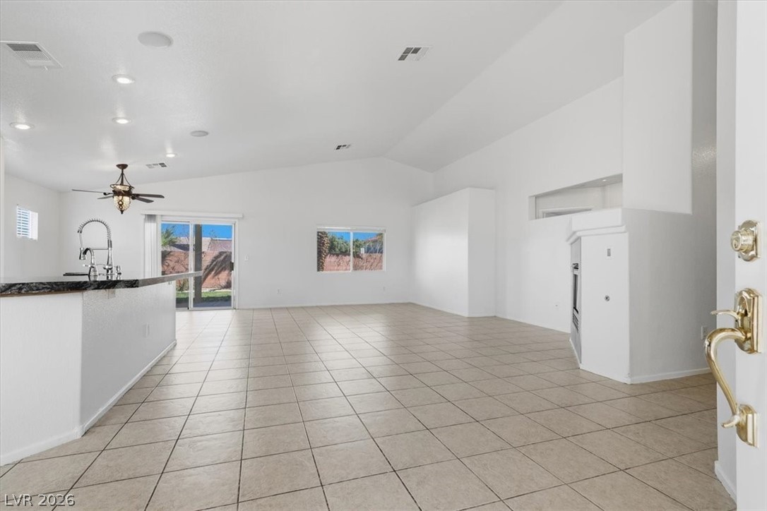 1116 Christopher View Avenue North Las Vegas NV 89032