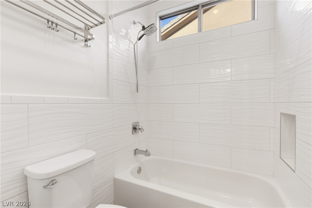 29 Gladewater Henderson NV 89052