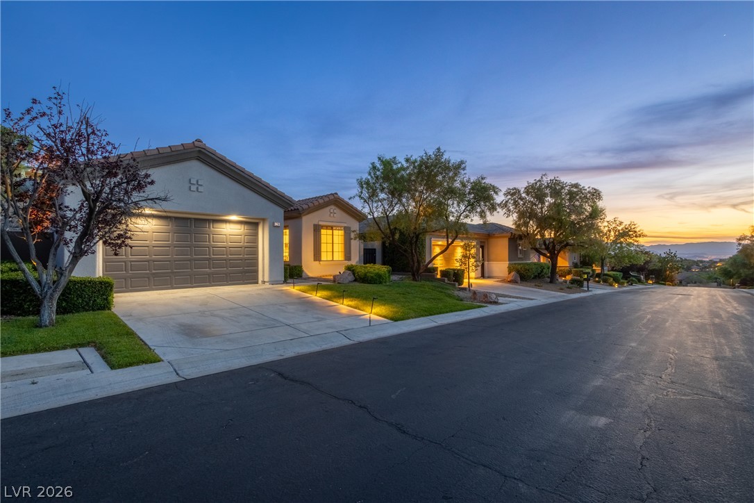 29 Gladewater Henderson NV 89052