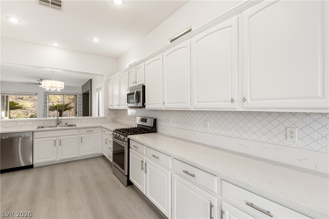29 Gladewater Henderson NV 89052