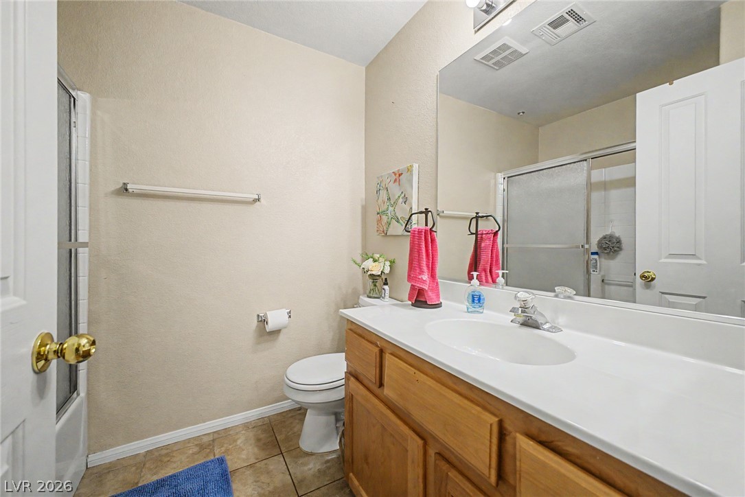 8431 Tiger Woods Avenue Las Vegas NV 89128