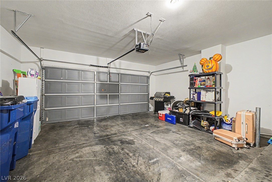8431 Tiger Woods Avenue Las Vegas NV 89128