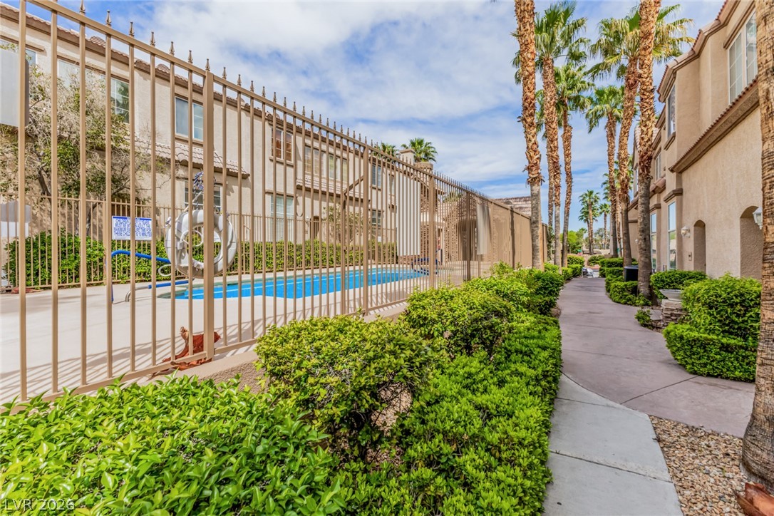 8431 Tiger Woods Avenue Las Vegas NV 89128