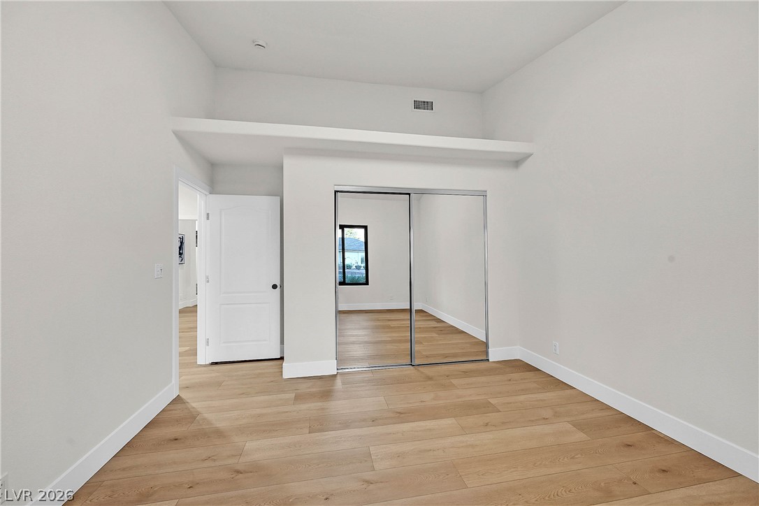 206 East Mesa Verde Lane Las Vegas NV 89123