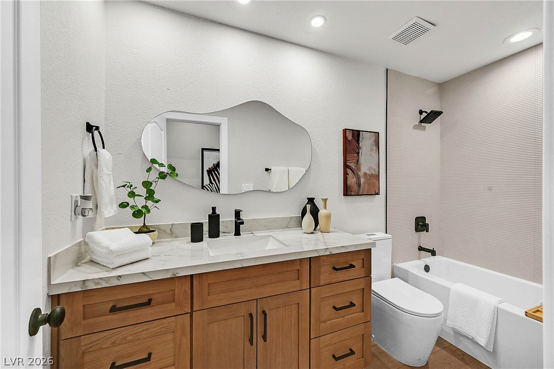206 East Mesa Verde Lane Las Vegas NV 89123
