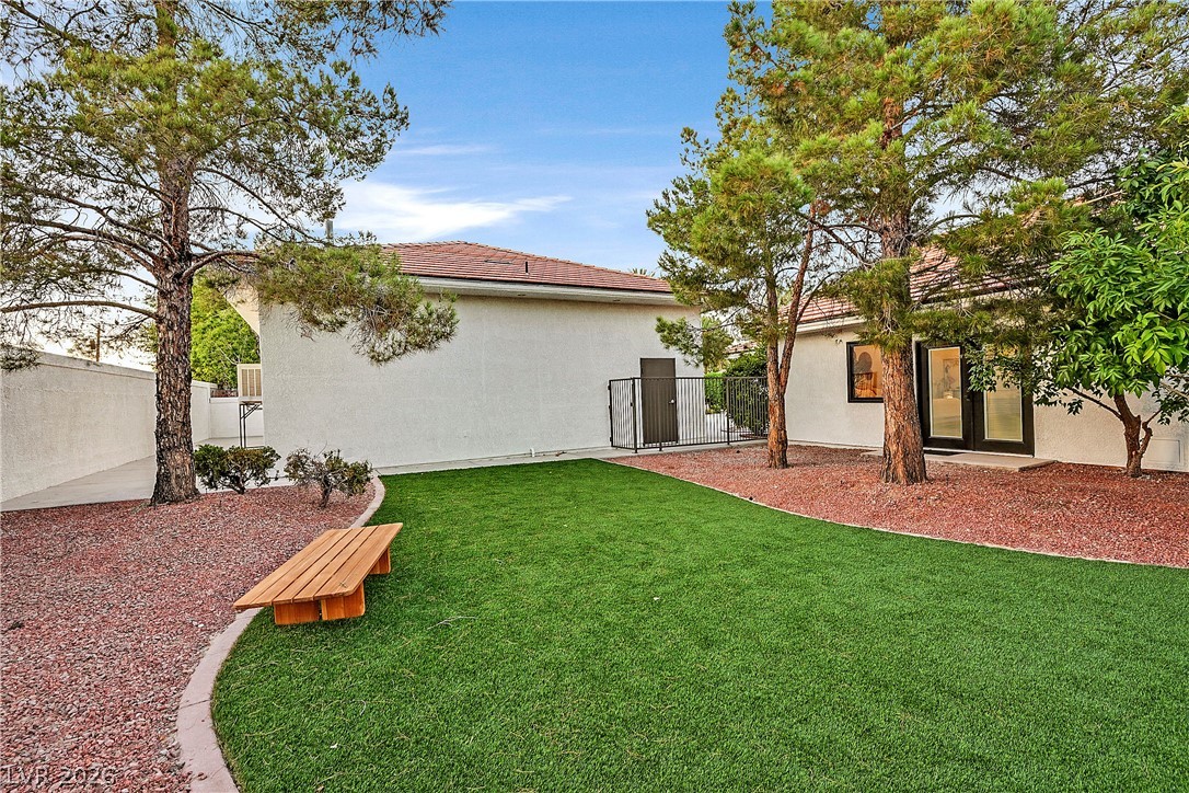 206 East Mesa Verde Lane Las Vegas NV 89123