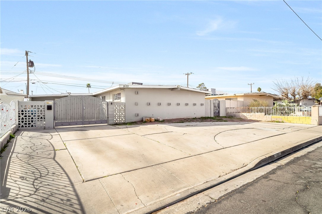 5133 Sun Valley Drive Las Vegas NV 89122
