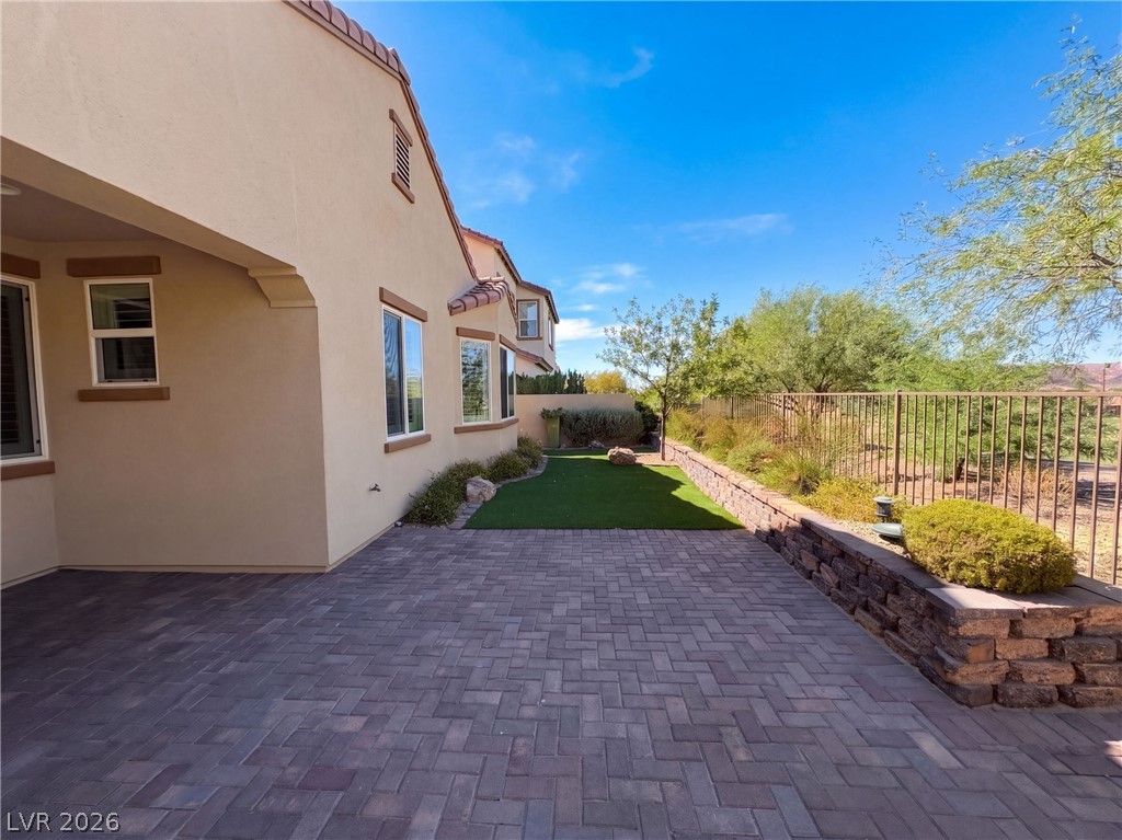 69 Via Di Mello Henderson NV 89011