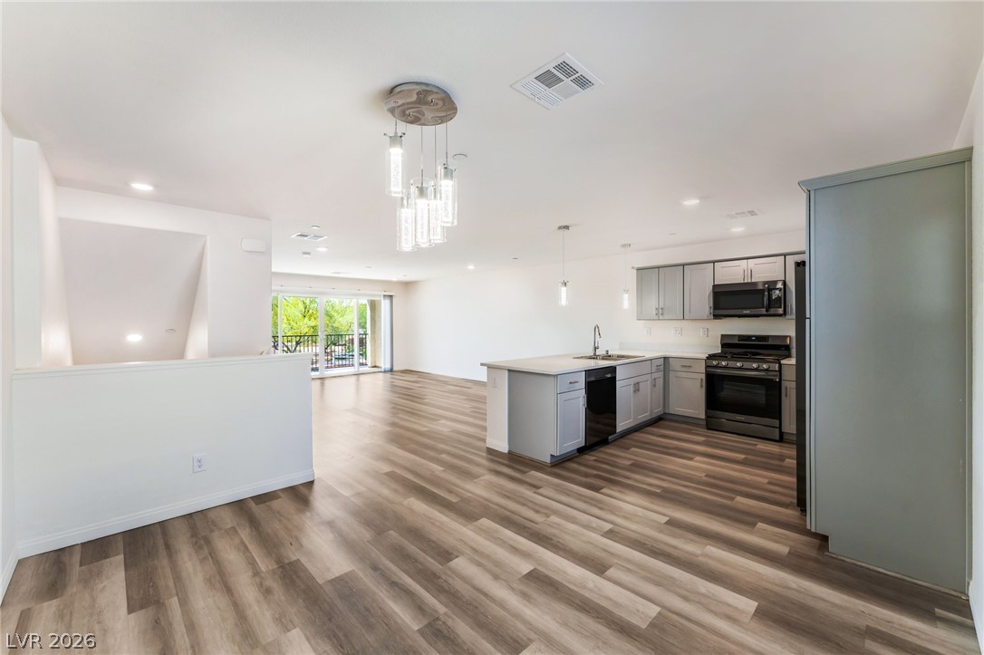 10083 Vibrant Moon Avenue Las Vegas NV 89129