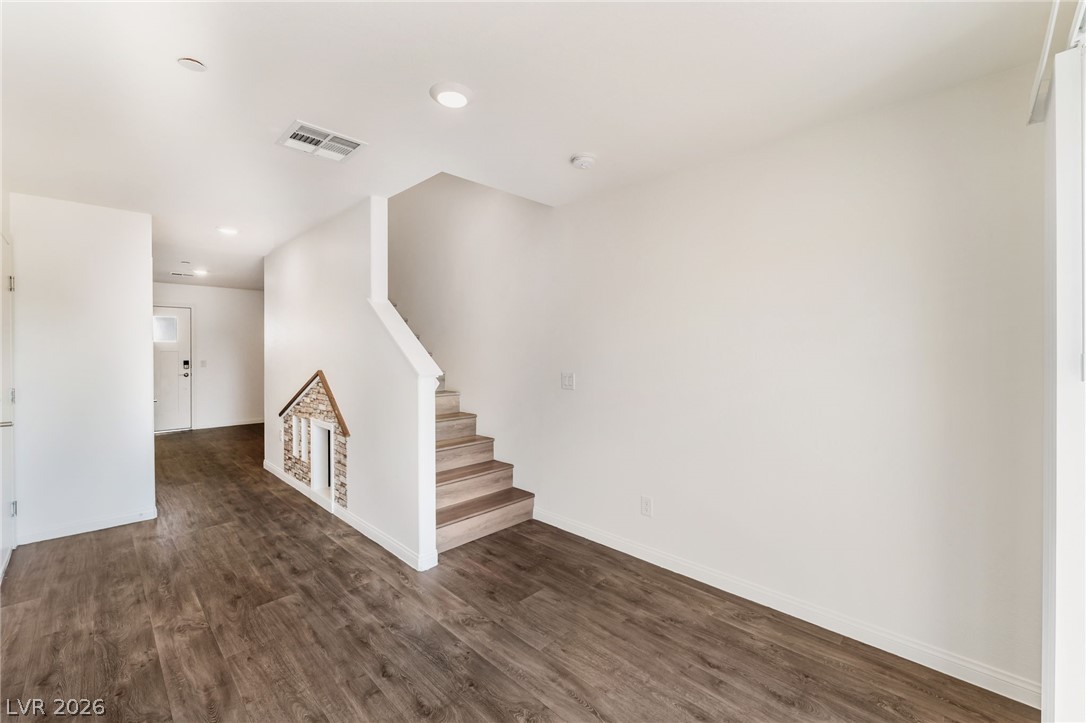 10083 Vibrant Moon Avenue Las Vegas NV 89129