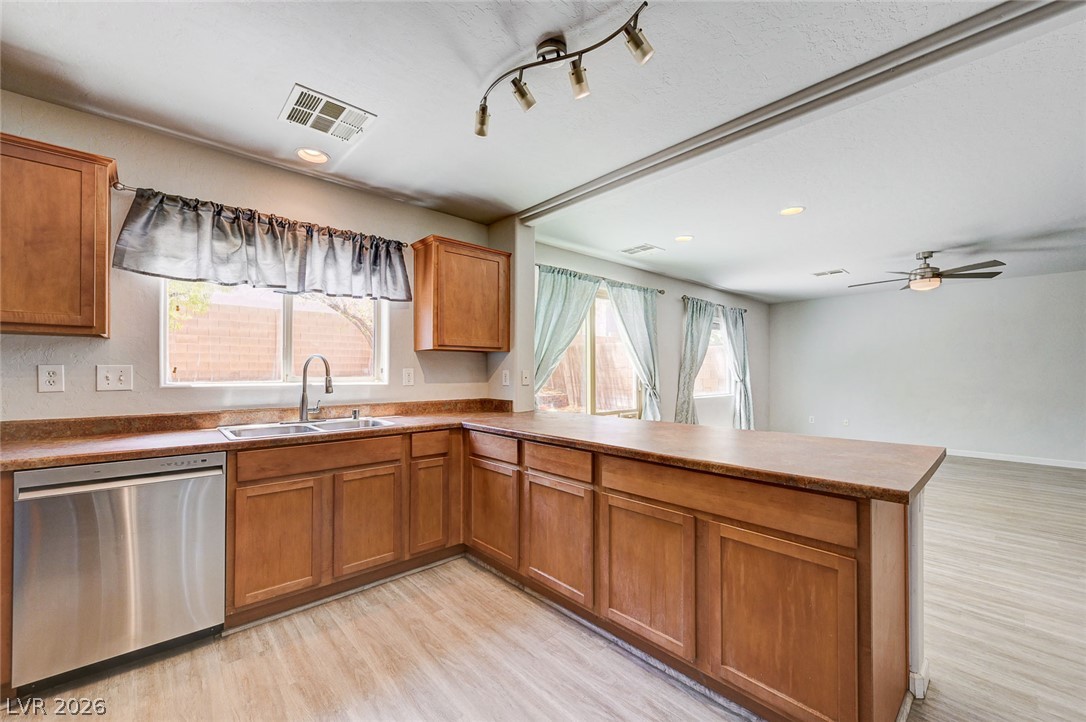 9139 Mackanos Avenue Las Vegas NV 89148