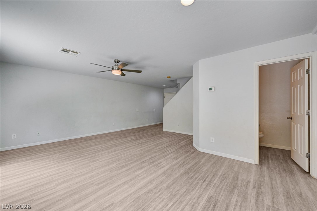9139 Mackanos Avenue Las Vegas NV 89148