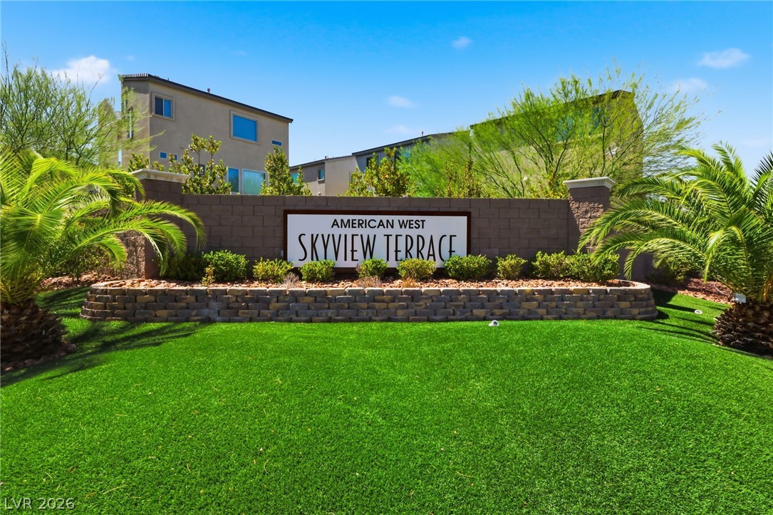 8111 Carpenter Creek Avenue Las Vegas NV 89113