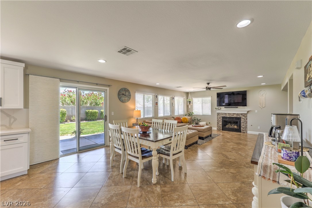 152 Welland Court Las Vegas NV 89144