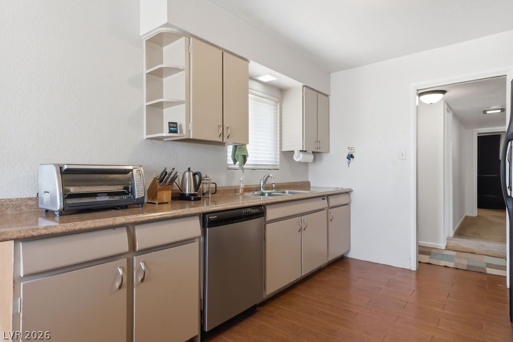 551 East Oakey Boulevard Las Vegas NV 89104