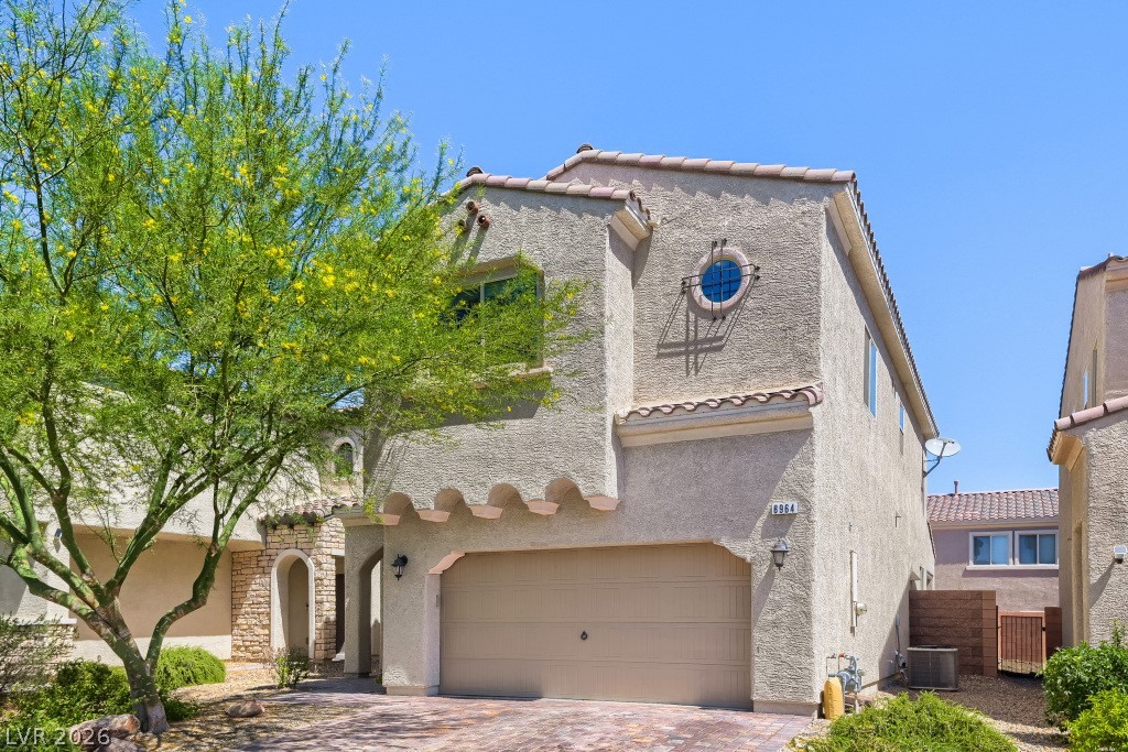 8964 Willow Break Avenue Las Vegas NV 89148