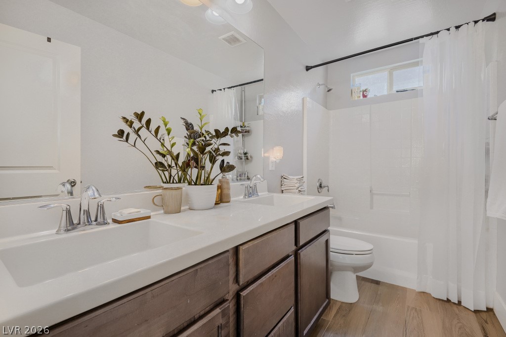 8964 Willow Break Avenue Las Vegas NV 89148