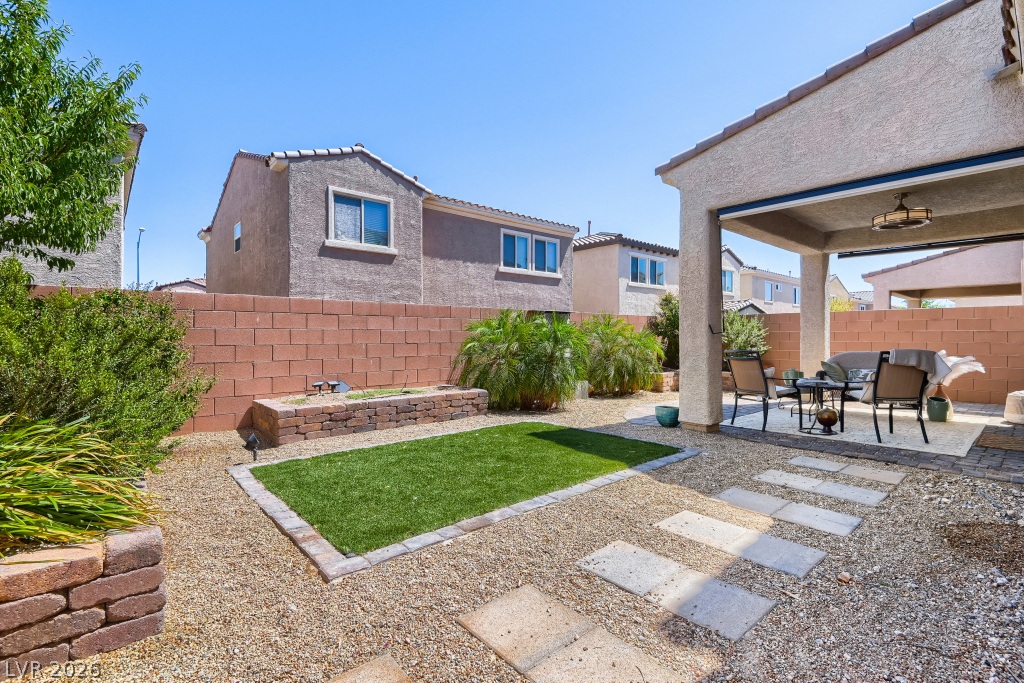 8964 Willow Break Avenue Las Vegas NV 89148