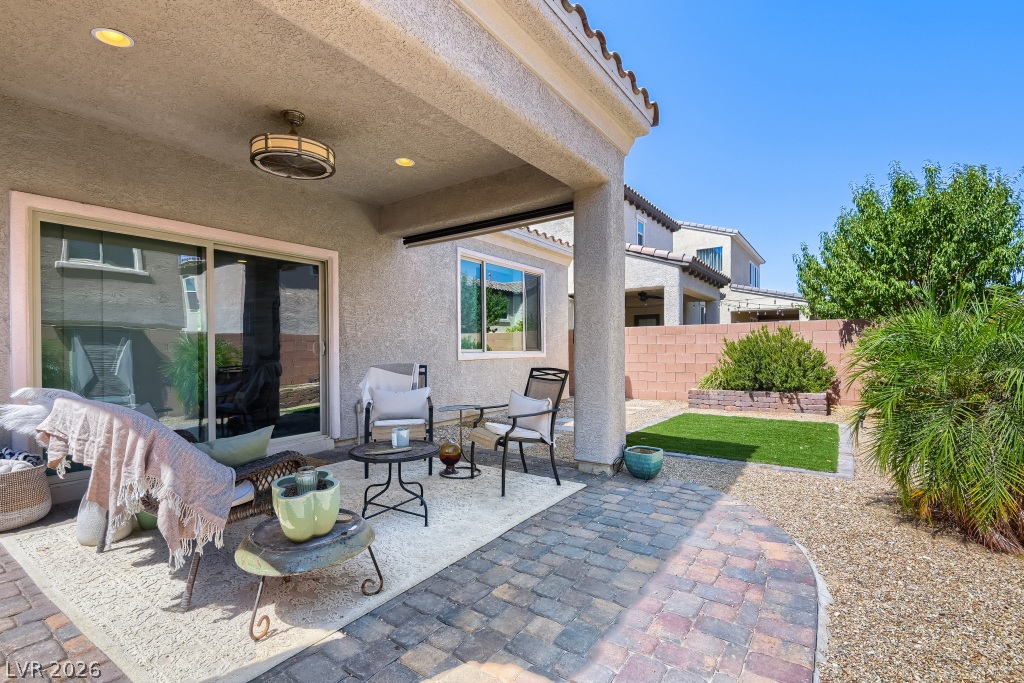 8964 Willow Break Avenue Las Vegas NV 89148