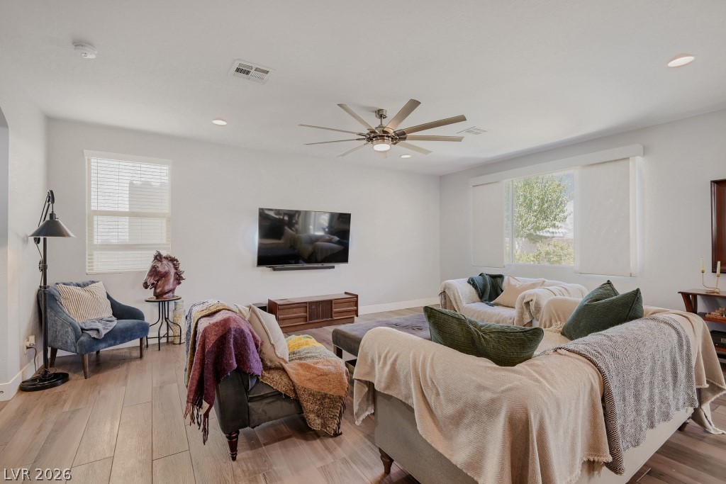 8964 Willow Break Avenue Las Vegas NV 89148