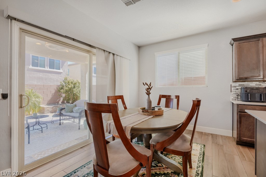 8964 Willow Break Avenue Las Vegas NV 89148