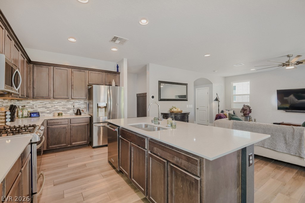 8964 Willow Break Avenue Las Vegas NV 89148